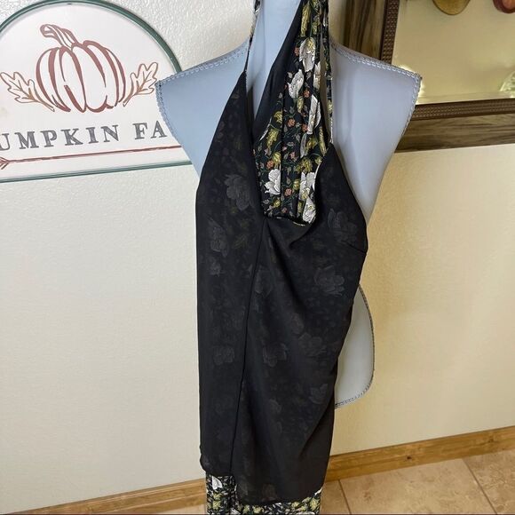 Smell The Roses Spaghetti Strap Floral V Neck Halter Back Maxi Dress Size Small - Picture 8 of 16